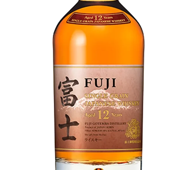 【 Release Information 】The brand’s first 12-year-old whisky, “Kirin Single Grain Japanese Whisky Fuji 12 Years,” will be released early at domestic airport duty-free shops and overseas.